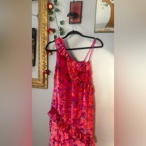 Boohoo size 4 long dress pink  56”L 15 1/4” BB
